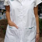 Chaqueta con vivos estampados